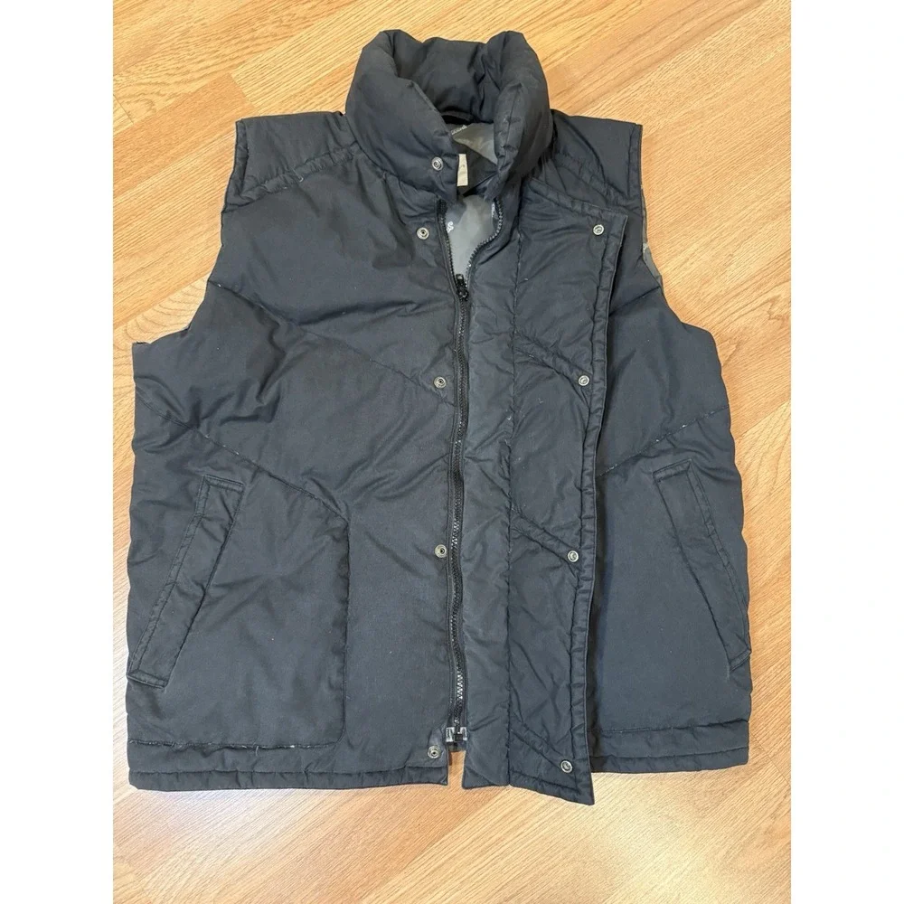 Vintage 90s Y2K Women's St. Johns Bay Black Down Puffy Vest zip snap Closure LG
